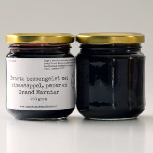 Zwarte bessengelei met sinaasappel, peper en Grand Marnier